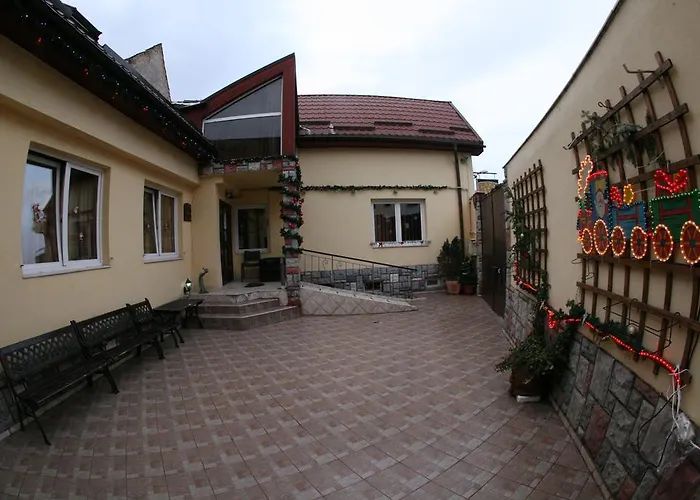 ゲストハウス ペンション カーサ ティマル