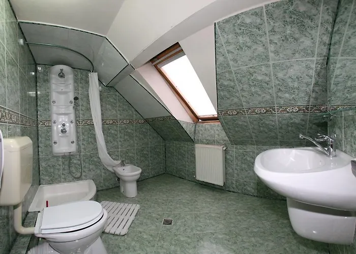 ペンション カーサ ティマル ゲストハウス 3*