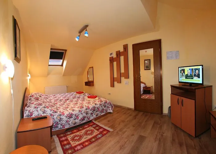 ペンション カーサ ティマル