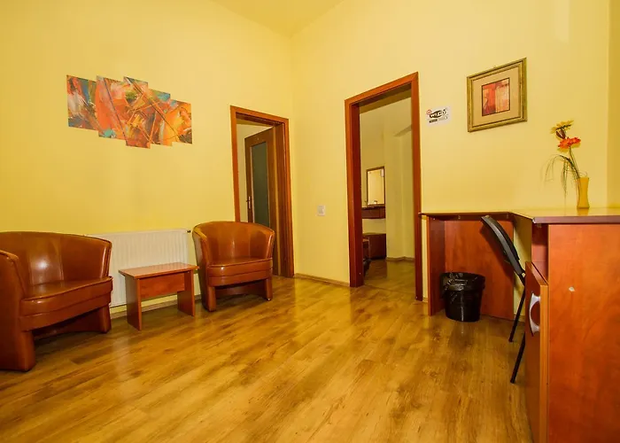 ペンション カーサ ティマル ゲストハウス